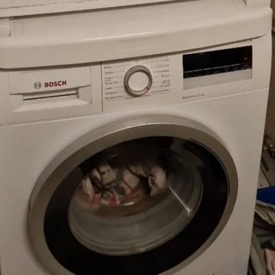 BOSCH Lave-Linge Hublot 8 kg Reconditionn&eacute;  WAN28200FF
