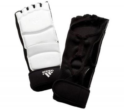 ADIDAS  Pitaines de Combat Taekwondo