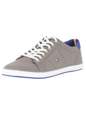 TOMMY HILFIGER  pour homme. Baskets H2285ARLOW 1D gris 