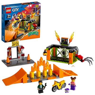 LEGO City 60293 L&rsquo;Aire d&rsquo;Entra&icirc;nement des Cascadeurs 
