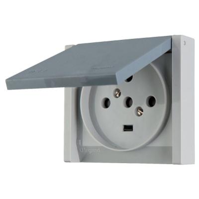 LEGRAND Prise de courant 20A 3P+N+T Plexo IP44 - Complet encastr&eacute; - Gris