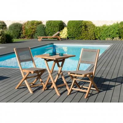 MACABANE Ensemble En Teck Table Carr&eacute;e 60x60 Cm + 2 Chaises Pliantes - Gardena