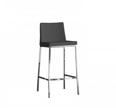 Tabouret de bar erik en polyur&eacute;thane gris titane, pi&eacute;tement chrom&eacute;.