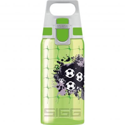 SIGG  Football Viva Gourde 0.5L avec un chapeau vert