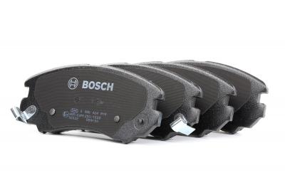 BOSCH Kit de plaquettes de frein, frein &agrave; disque  0 986 424 815