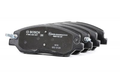 BOSCH Jeu de 4 plaquettes de frein  0 986 494 227
