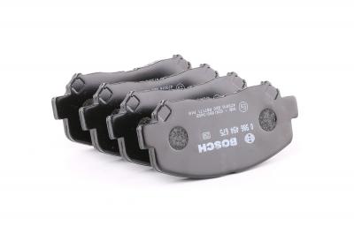 BOSCH Kit de plaquettes de frein, frein &agrave; disque  0 986 494 675