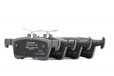 BOSCH Kit de plaquettes de frein, frein &agrave; disque  0 986 494 811
