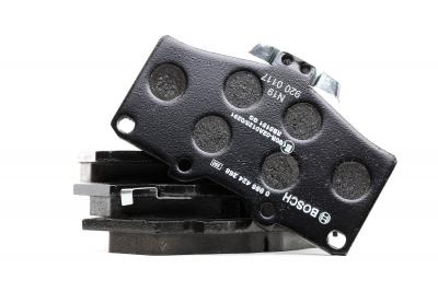 BOSCH Kit de plaquettes de frein, frein &agrave; disque  0 986 424 268