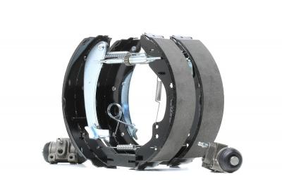 BOSCH Kit de freins &agrave; tambours  0 204 114 538
