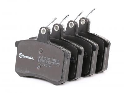 BREMBO Jeu de 4 plaquettes de frein  P 85 013