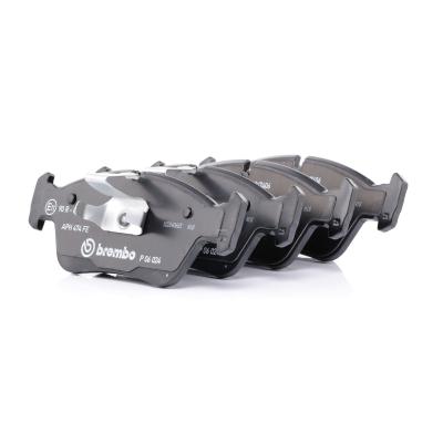 BREMBO Jeu de 4 plaquettes de frein  P 06 024