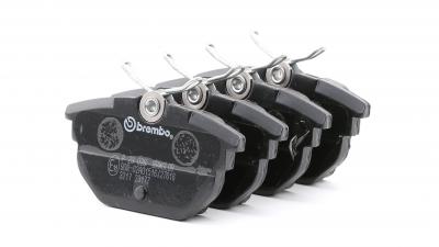 BREMBO Jeu de 4 plaquettes de frein  P 23 026