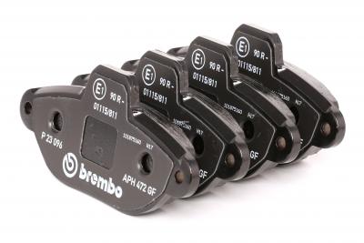 BREMBO Jeu de 4 plaquettes de frein  P 23 096