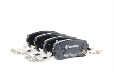 BREMBO Jeu de 4 plaquettes de frein  P 30 051