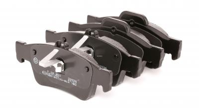 BREMBO Jeu de 4 plaquettes de frein  P 50 052