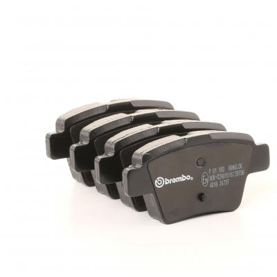 BREMBO Jeu de 4 plaquettes de frein  P 61 100