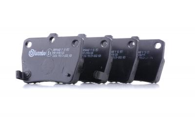BREMBO Jeu de 4 plaquettes de frein  P 83 057