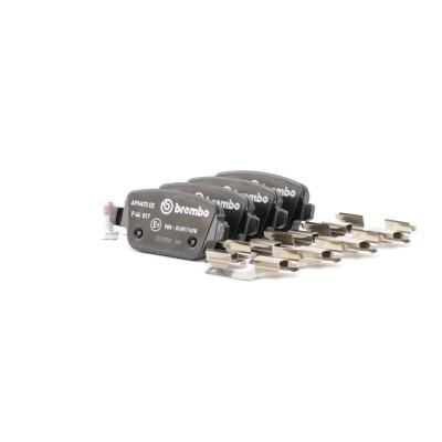 BREMBO Jeu de 4 plaquettes de frein  P 44 017
