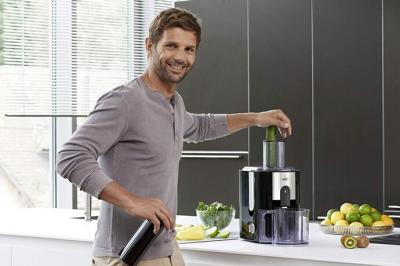 BRAUN centrifugeuse &eacute;lectrique pour Fruits et L&eacute;gumes 900W J500 noir 