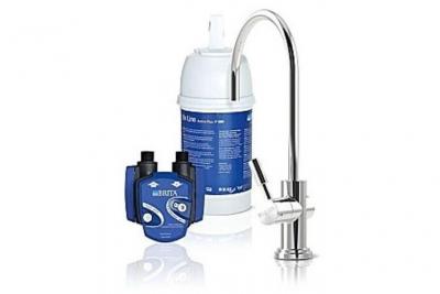 BRITA  Mypure P1 Water Filtration System Argent&eacute;