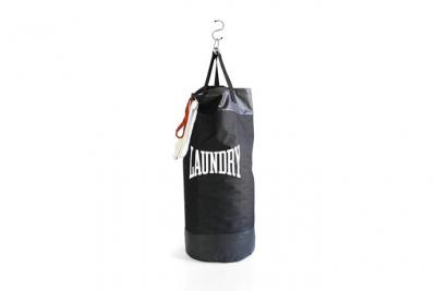 SUCK UK Sac &agrave; linge -  - SKBAGPUNCH1 - Noir - D30 x H100 cm - A poser ou suspendre