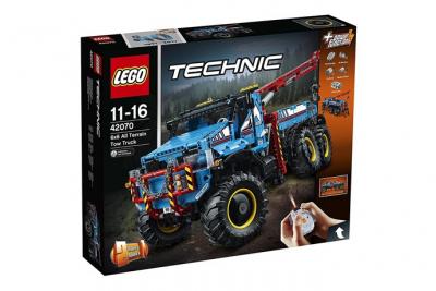 LEGO Technic 42070 La d&eacute;panneuse tout-terrain 6x6 
