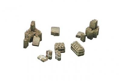 ITALERI  - I402 - Maquette - Chars d'assaut - Jerrycans - Echelle 1:35