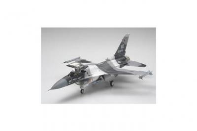 TAMIYA  - 61106 - Maquette - F-16C / N Agressor - Echelle 1:48