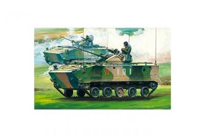 HOBBY BOSS Maquette  T26E4 Super Pershing, Pilot #1- 1/35 - Maquette m