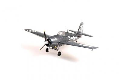 EASY MODEL Fm-2 Wildcat Vc-93 Uss Petrof Bay 1945- 1:72e - 
