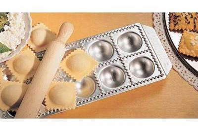 IMPERIA Moule pour 12 Ravioli ronds et rouleau (Ravioli Chef), 
