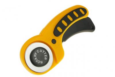 PRIMEMATIK Cutter rotatif avec lame circulaire de 45 mm. Coupe pivotante pour tissus et papier - 