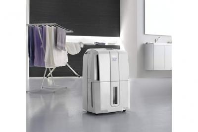 DELONGHI D&eacute;shumidificateur de 7L avec Panneau de commande LCD pour pi&egrave;ce de 72 m&sup2; blanc