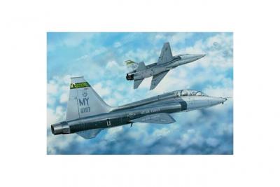 TRUMPETER Maquette avion  US T-38C TALON II- 1/48 - Maquette d'avion