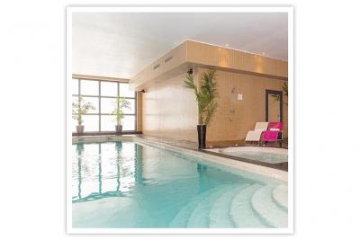 SMARTBOX S&eacute;jour 4 &eacute;toiles avec d&icirc;ner &agrave; l'Eden H&ocirc;tel & Spa Cannes - - Coffret Cadeau S&eacute;jour