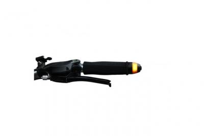 ULTIME BIKE Eclairage de securite a clipser sur chaussure (pile cr2032 incluse)