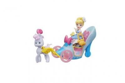 HASBRO Disney princesses - mini poup&eacute;e cendrillon et son carrosse  