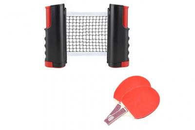  Filet de table de ping pong r&eacute;tractable Noir/Rouge avec un jeu de raquettes de ping pong HobbyTech