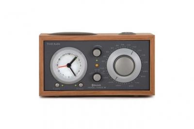 GENERIQUE Tivoli Audio Model Three BT - Radio-r&eacute;veil - noir m&eacute;tallis&eacute;, cerise