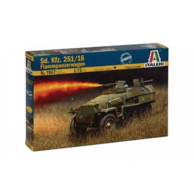 ITALERI Maquette v&eacute;hicule militaire : sd.kfz.251/16 flamm 