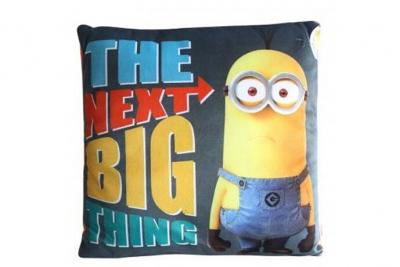 STC- Coussin carr&eacute; les minions - 35 x 35 cm - 100% polyester 