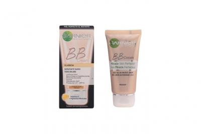 GARNIER  Cr&egrave;me hydratante effet maquillant Skin Naturals Bb Cream 16382
