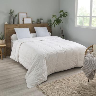 DUNLOPILLO Couette Shangha&iuml; L&eacute;g&egrave;re 140x200 cm - 