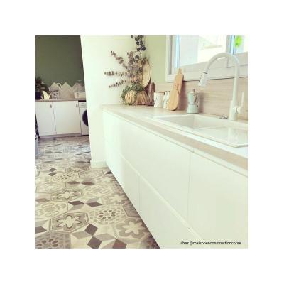 VILLEROY & BOCH Evier c&eacute;ramique blanc Villeroy & Boch SUBWAY 1 bac  1/2- &eacute;gouttoir droite