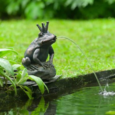UBBINK  Fontaine de jardin &agrave; cracheur Grenouille roi,
