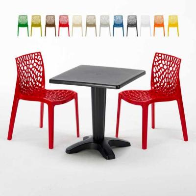 GRAND SOLEIL Table et 2 chaises color&eacute;es polypropylen