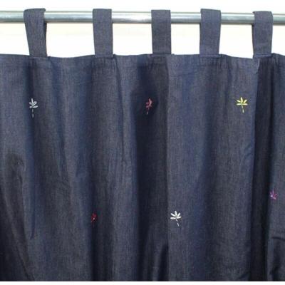 THEDECOFACTORY WOODSTCOK - Rideau en jean bleu et fleurs brod&eacute;es 150x250