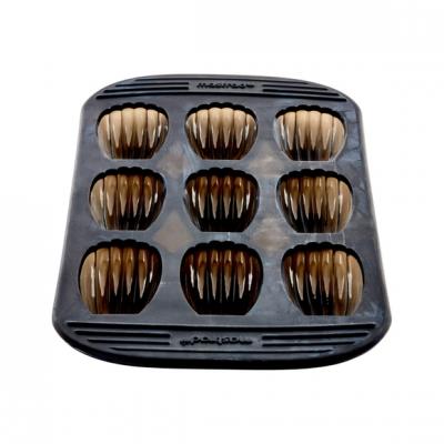 MASTRAD Moule pour 9 madeleines en silicone -  - Gris - Silicone