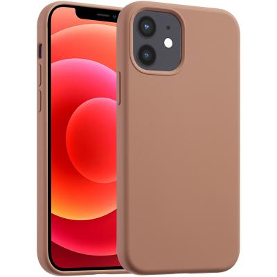 Accezz Coque Liquid Silicone avec MagSafe iPhone 12 (Pro) - Lichtbruin